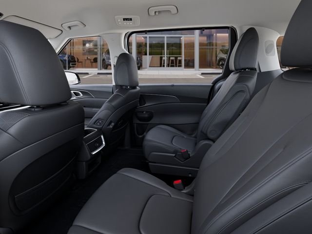 New 2027 Ceramic Silver Kia EX image 18