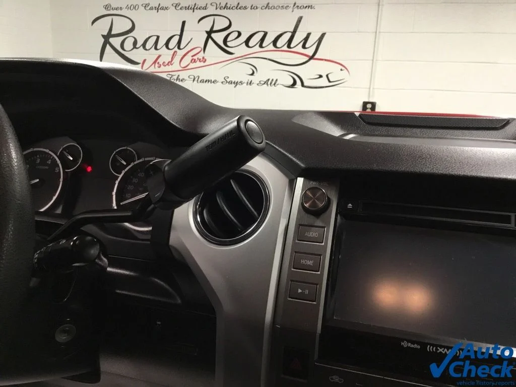 Used 2014 Red Toyota SR5 image 54