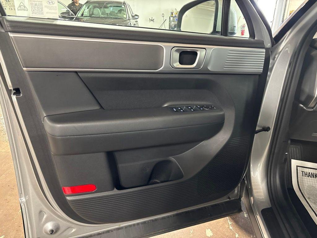 New 2026 Silver Hyundai SE AWD image 17