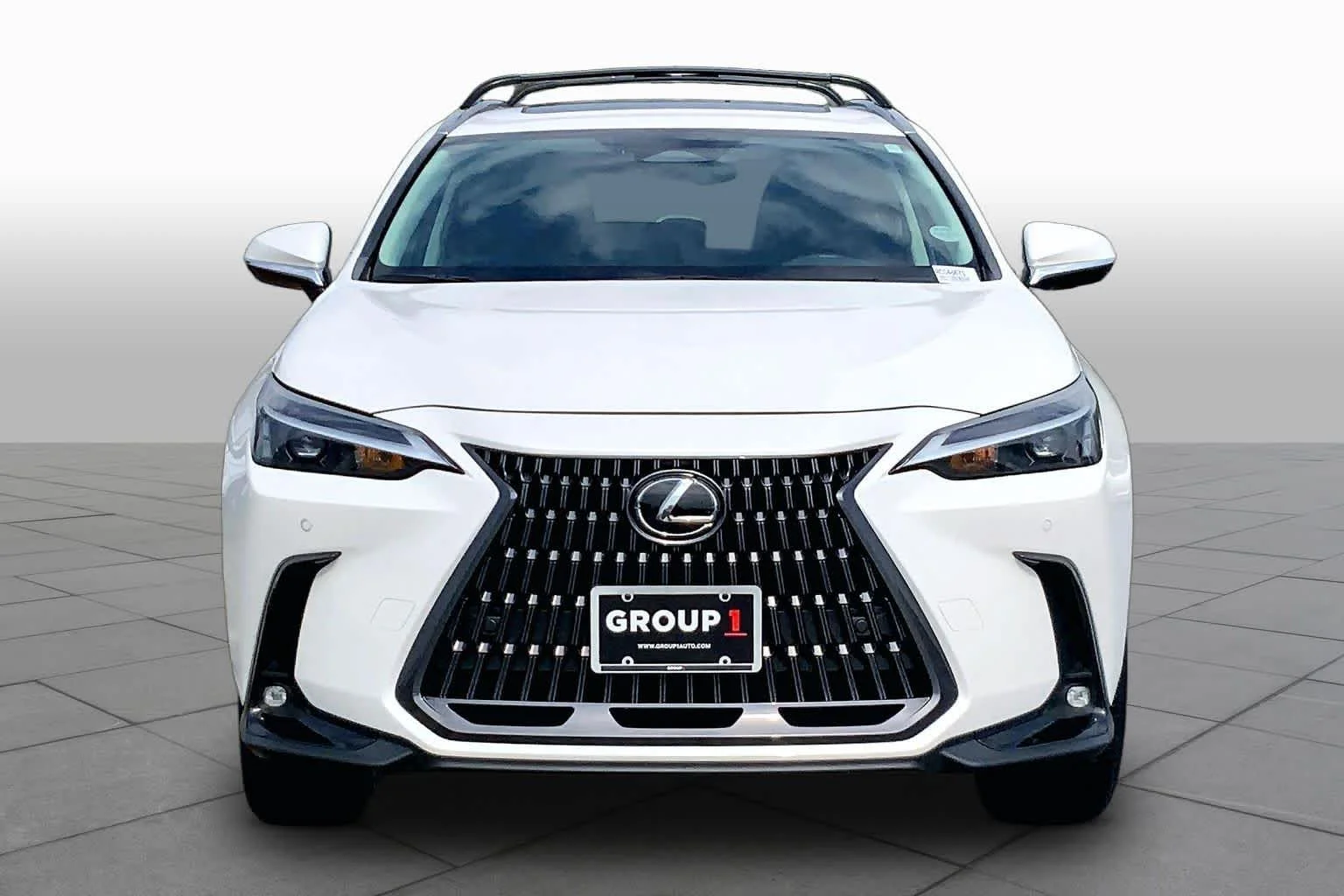 Used 2024 Eminent White Pearl Lexus Premium image 4