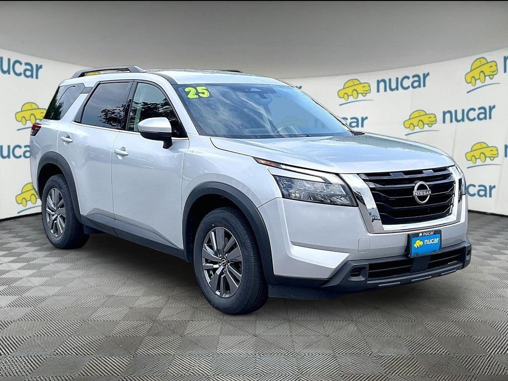 Used 2025 Brilliant Silver Metallic Nissan SV image 1