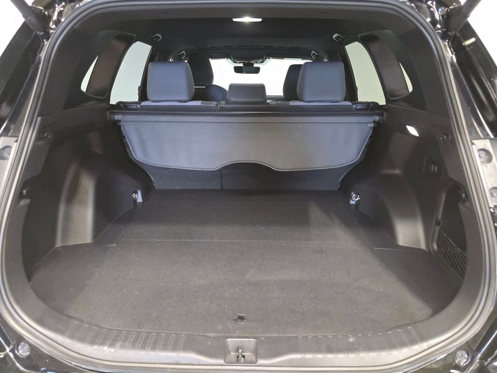 Used 2026  Toyota XSE image 20