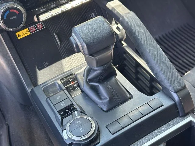 2024 Toyota Tacoma SR5 - Photo 21