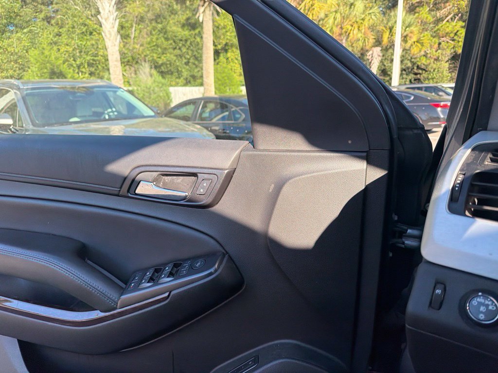 Used 2020 Satin Steel Metallic GMC SLT image 17