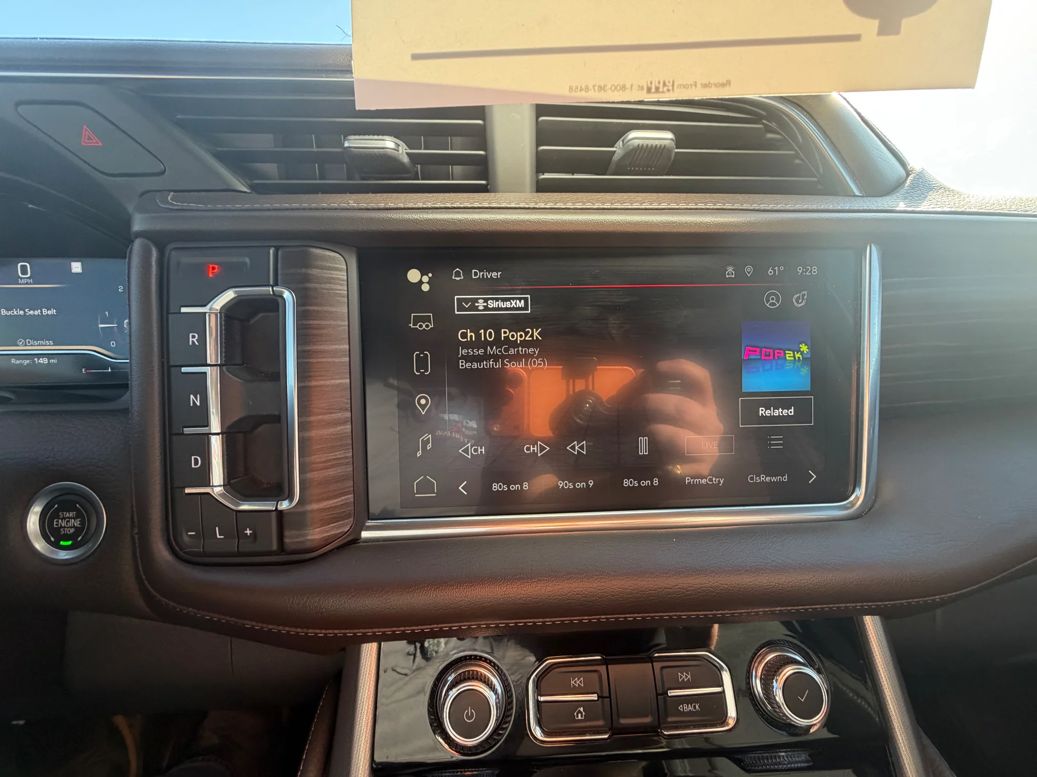 Used 2022 White Frost Tricoat GMC Denali image 26