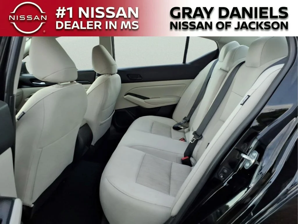 Used 2025 Black Nissan 2.5 SV image 25