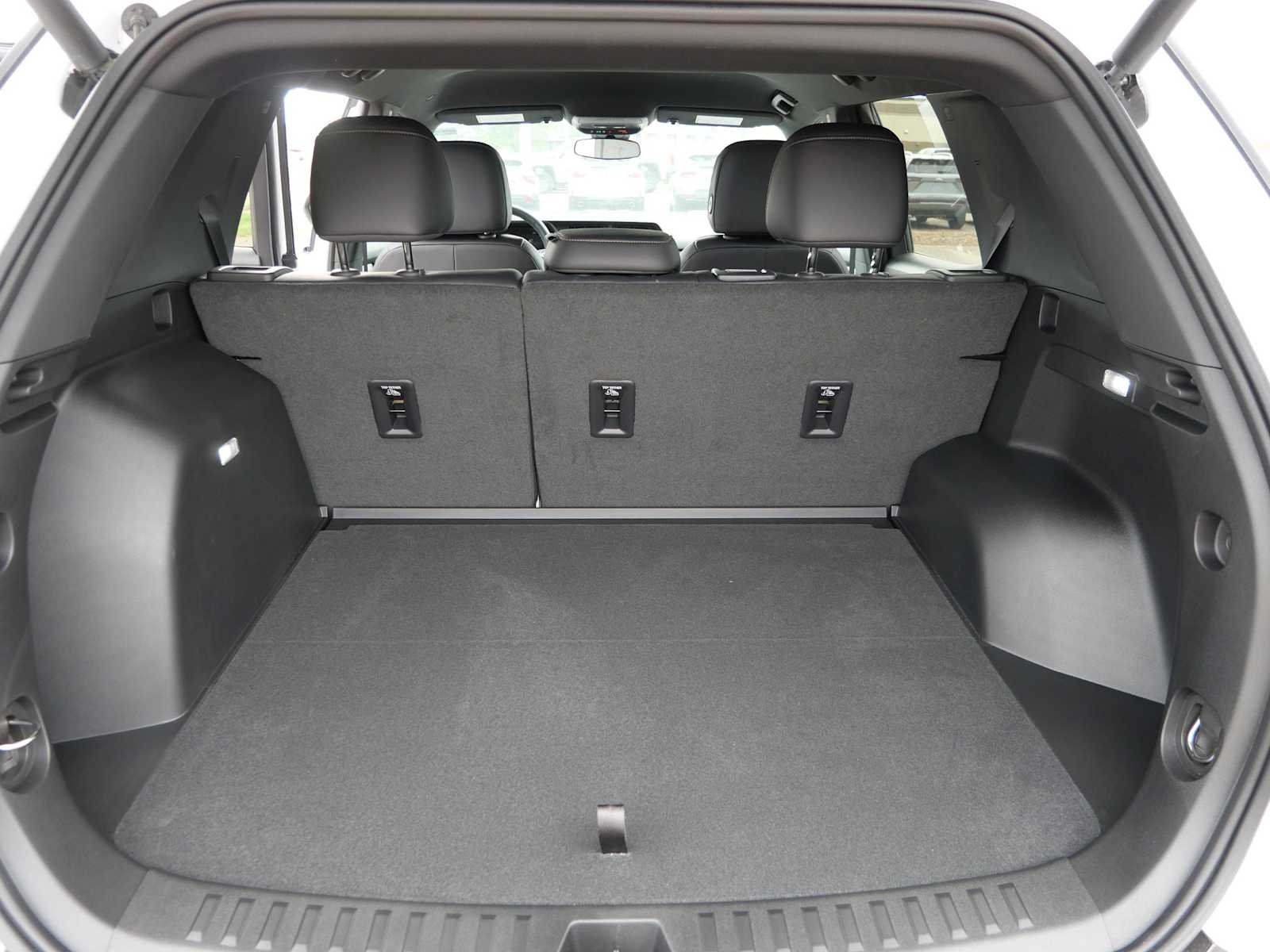 2026 GMC Terrain AT4 - Photo 12