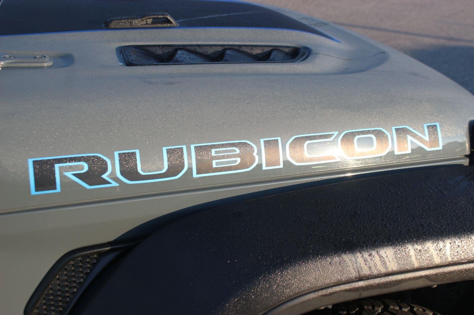 Used 2024 Grey Jeep Rubicon image 10