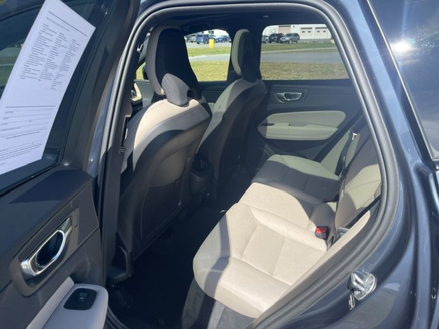 Used 2026 Blue Volvo Plus image 8