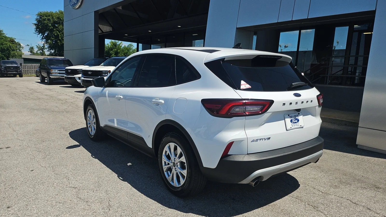 Used 2025 White Ford Active FWD image 3