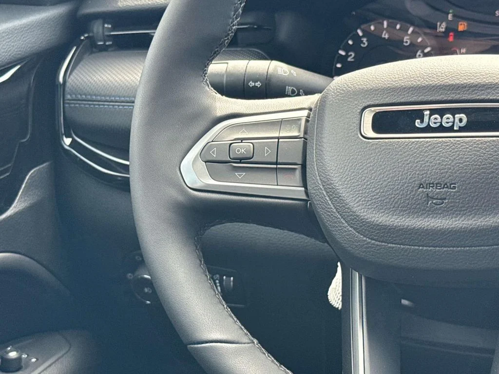 New 2026 Blue Jeep Latitude image 15