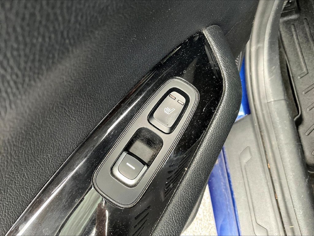 Used 2019 Blue Kia SX image 17