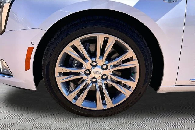 Used 2018 White Cadillac Luxury image 8