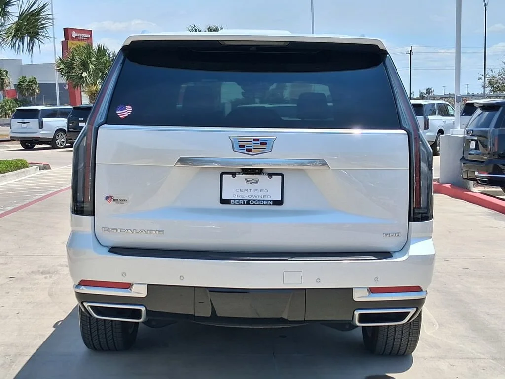 Used 2025 Crystal White Tricoat Cadillac Premium Luxury image 5