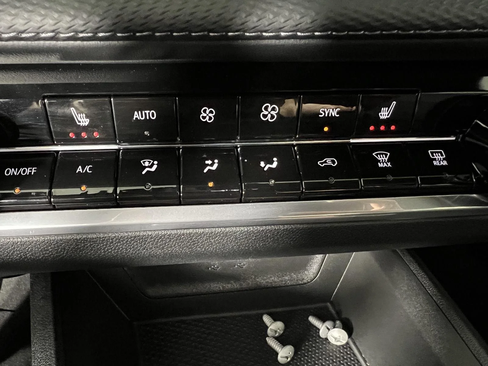 Used 2027 Mosaic Black Metallic Chevrolet AWD LT image 43