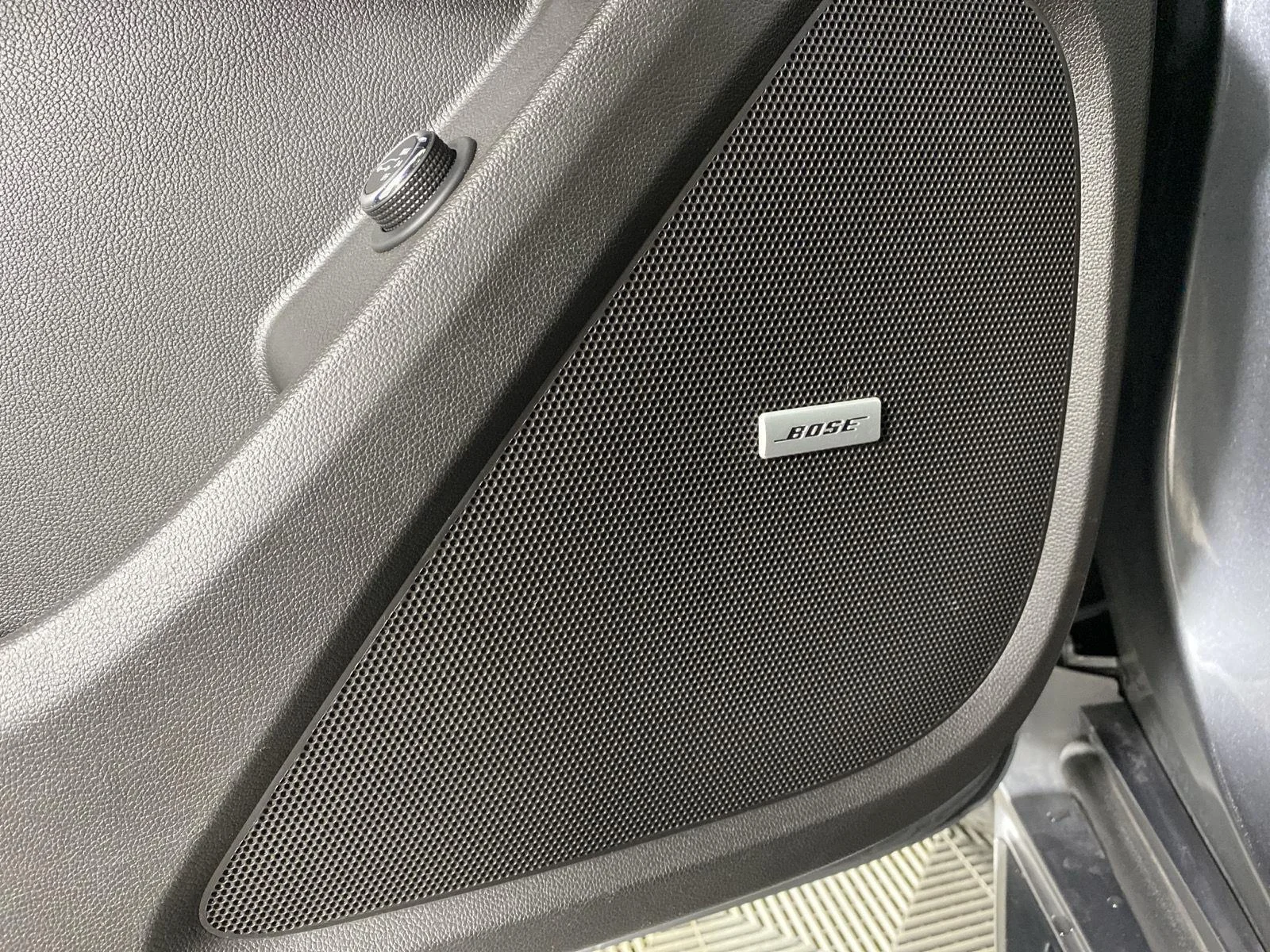 Used 2019 Satin Steel Metallic Chevrolet Premier image 18