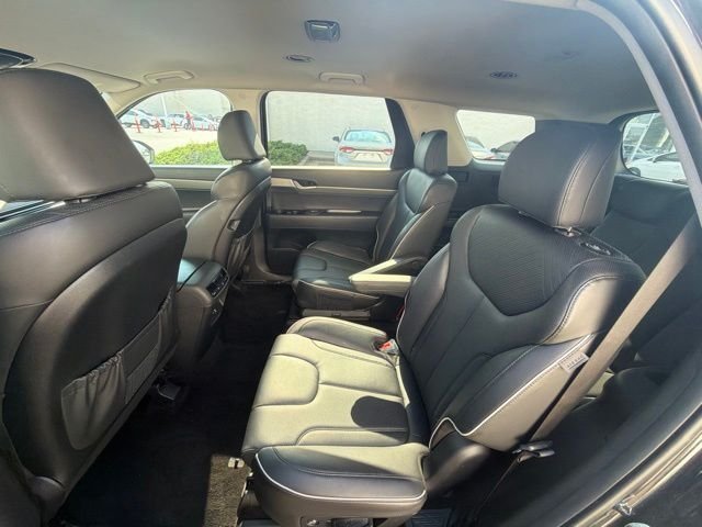 Used 2024 White Hyundai SEL image 19