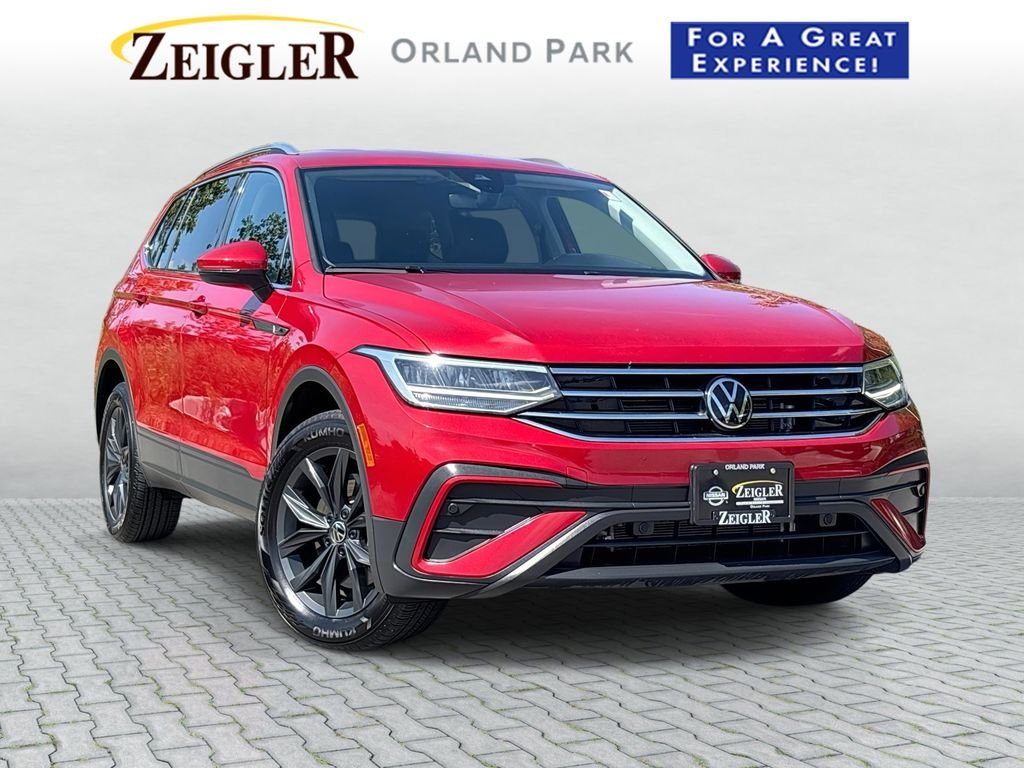 Used 2024  Volkswagen 2.0T SE image 1
