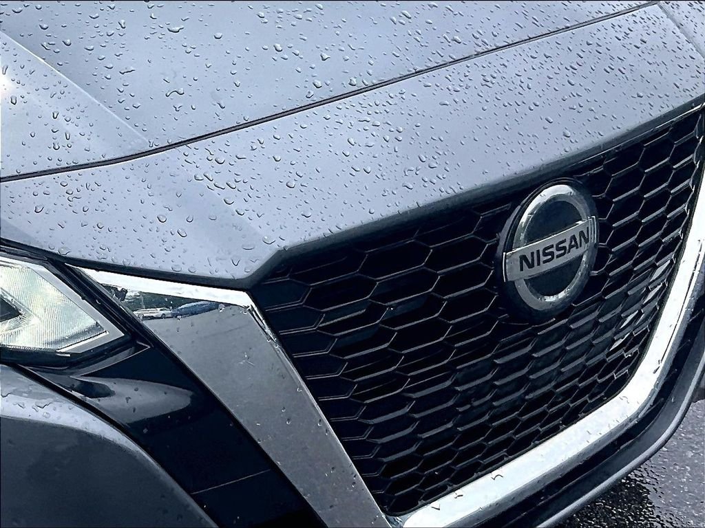 Used 2019 Gray Nissan 2.5 SV image 32