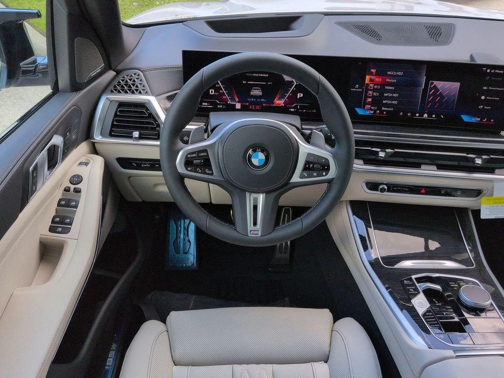 New 2026 White Metallic BMW M60i image 16