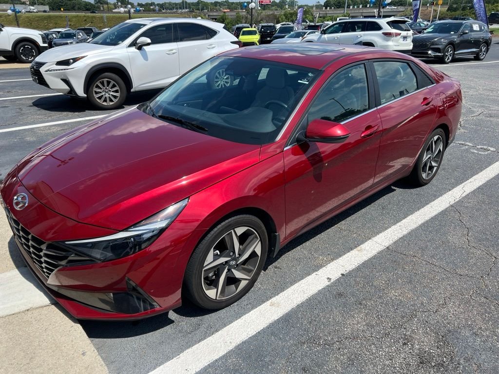 Used 2023 Red Hyundai Limited image 2