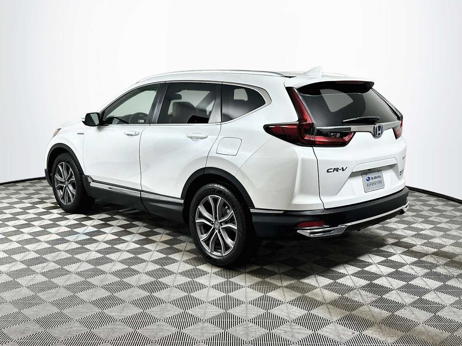 Used 2021 Platinum White Pearl Honda Touring image 5