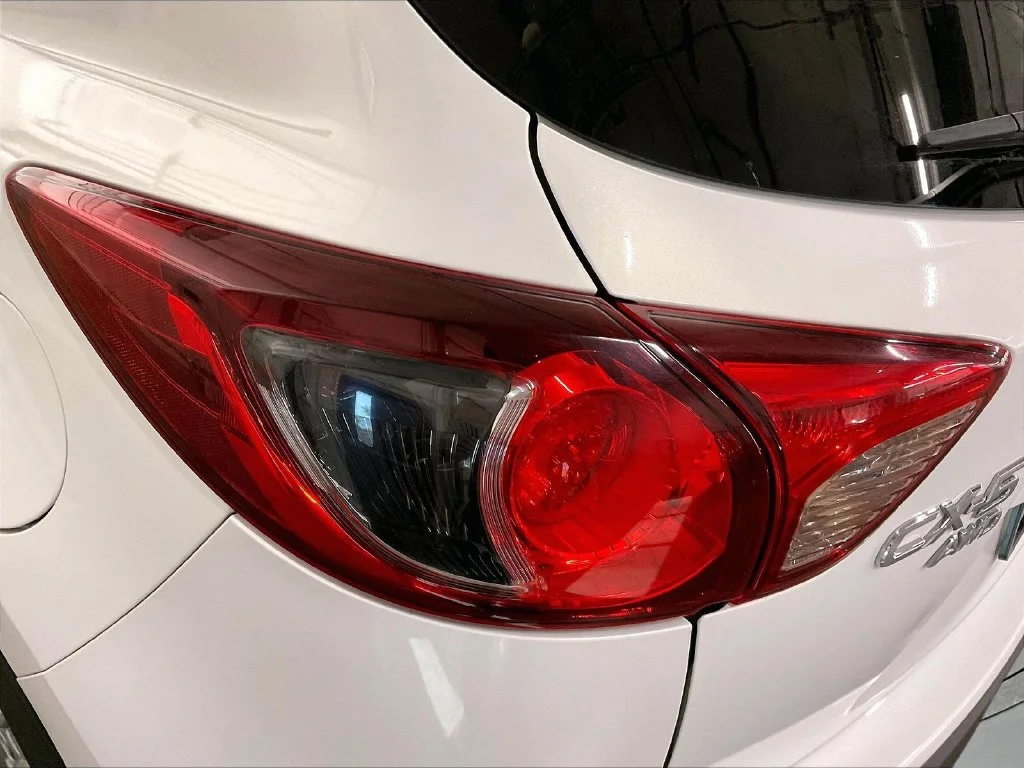 Used 2014 White Mazda Grand Touring image 35