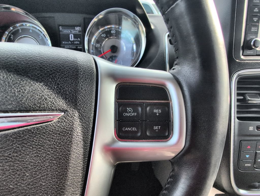 Used 2012 Gray Chrysler Touring-L image 23