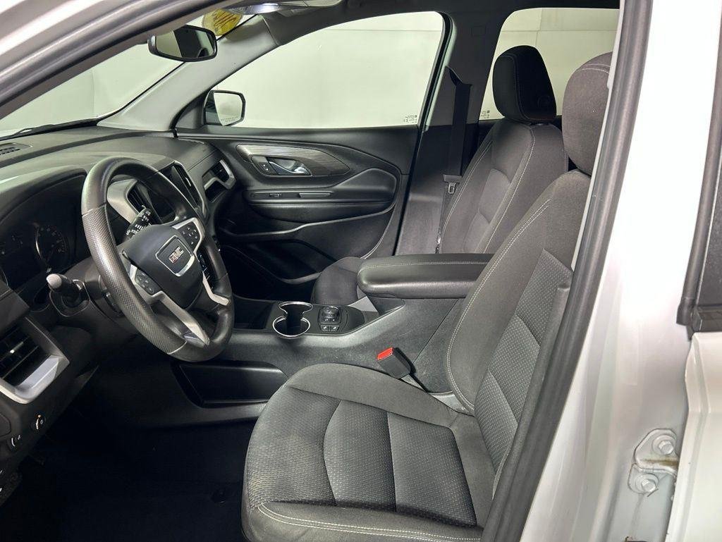 Used 2023 Summit White GMC SLE image 14