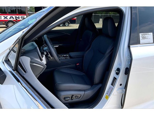 New 2026 Eminent White Pearl Lexus PREMIUM PLUS image 16