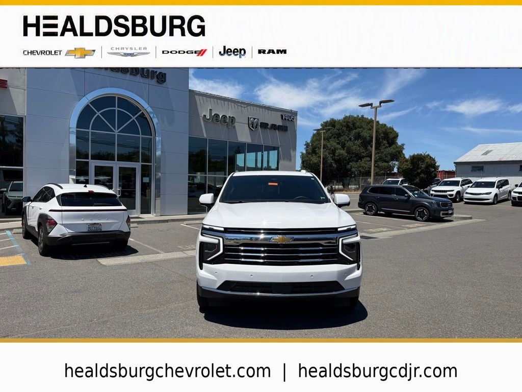 Used 2025 White Chevrolet LT image 8