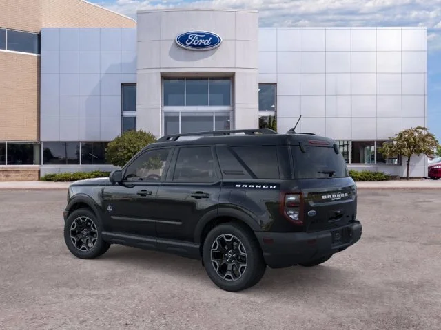 New 2026 Shadow Black Ford Outer Banks image 4