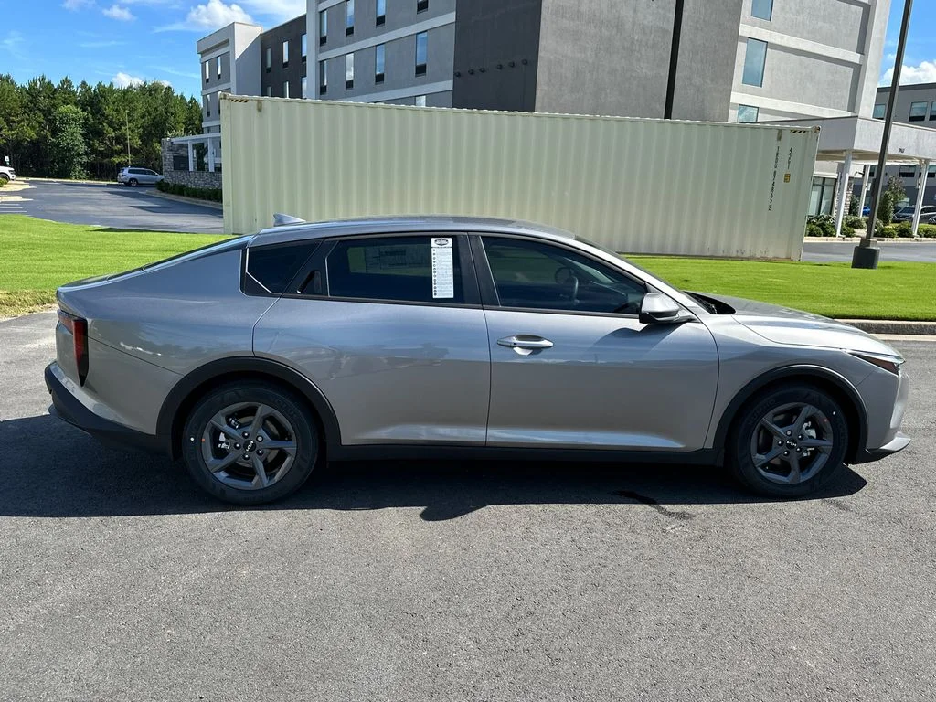 New 2026 Gray Kia LXS image 8