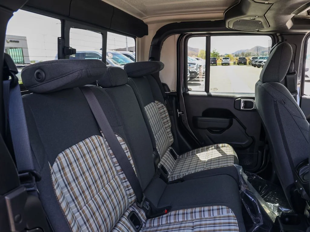 New 2026 Granite Crystal Metallic Clear-Coat Exterior Paint Jeep 85th Anniversary Edition image 17