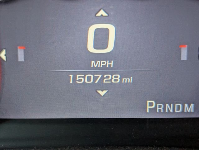 Used 2016  GMC Denali image 22