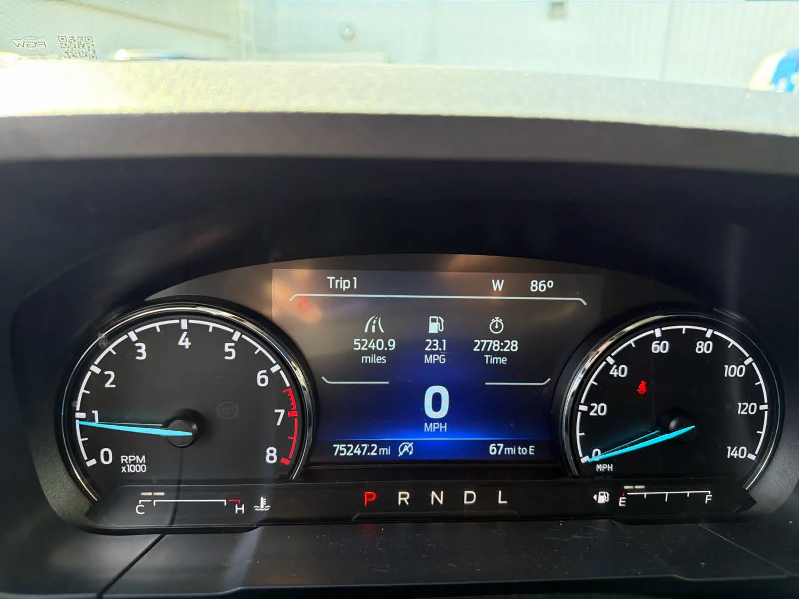 Used 2024 Azure Gray Metallic Tri-Coat Ford XLT image 2