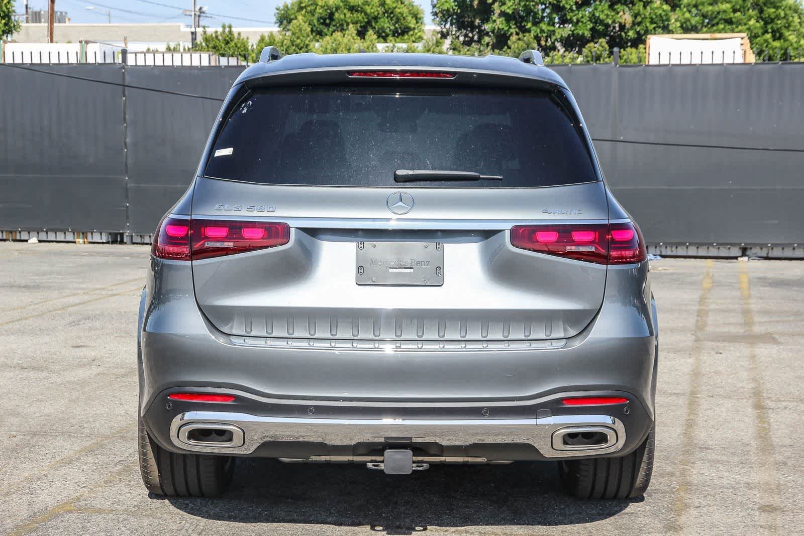 New 2026 Selenite Grey Metallic Mercedes-Benz GLS 580 image 5