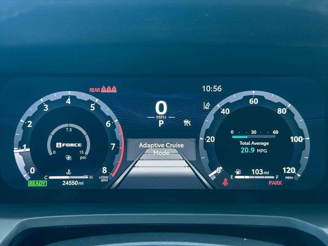 Certified Used 2024 WIND CHILL PEARL Toyota  image 26