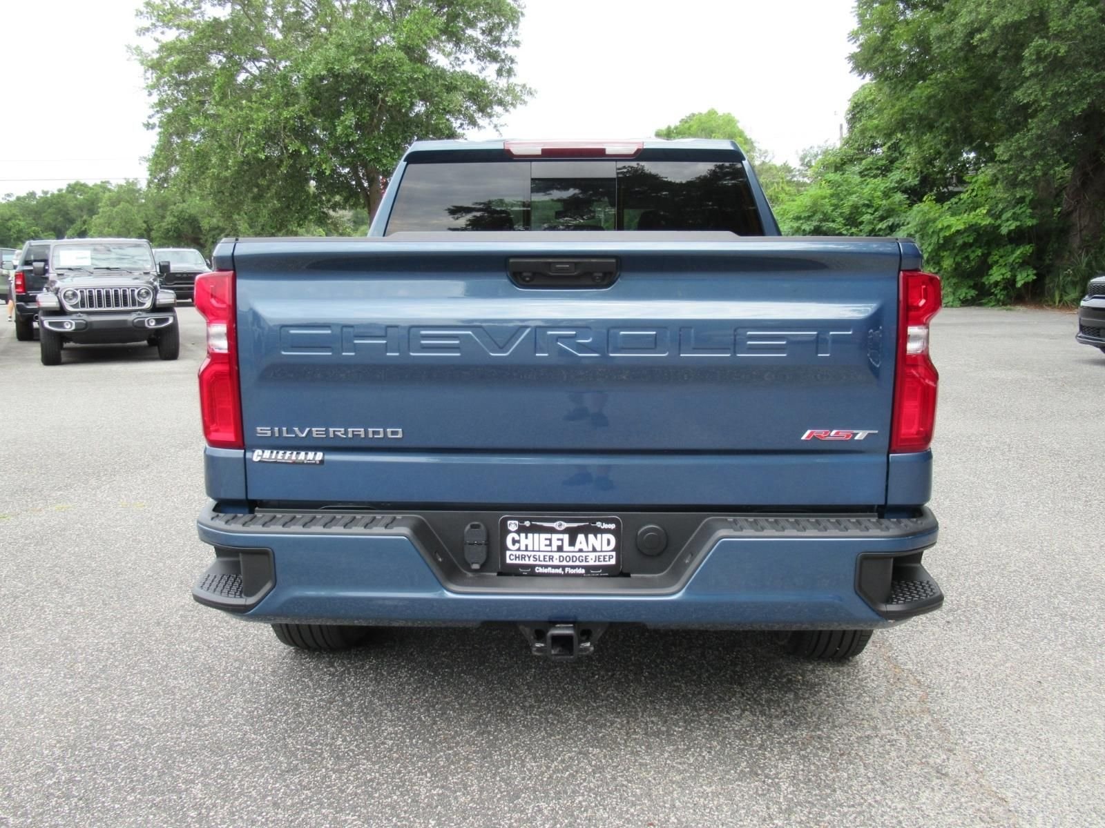 Used 2024 Blue Chevrolet RST image 6