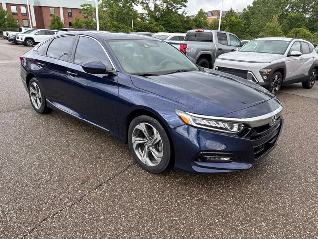 Used 2018 Blue Honda EX image 2
