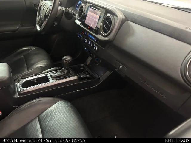 Used 2019 White Toyota TRD Off-Road image 11