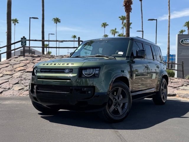 New 2026 Woolstone Green Land Rover X-Dynamic SE image 1