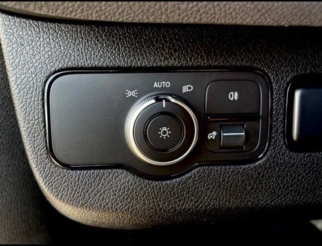 Used 2026 White Mercedes-Benz  image 20