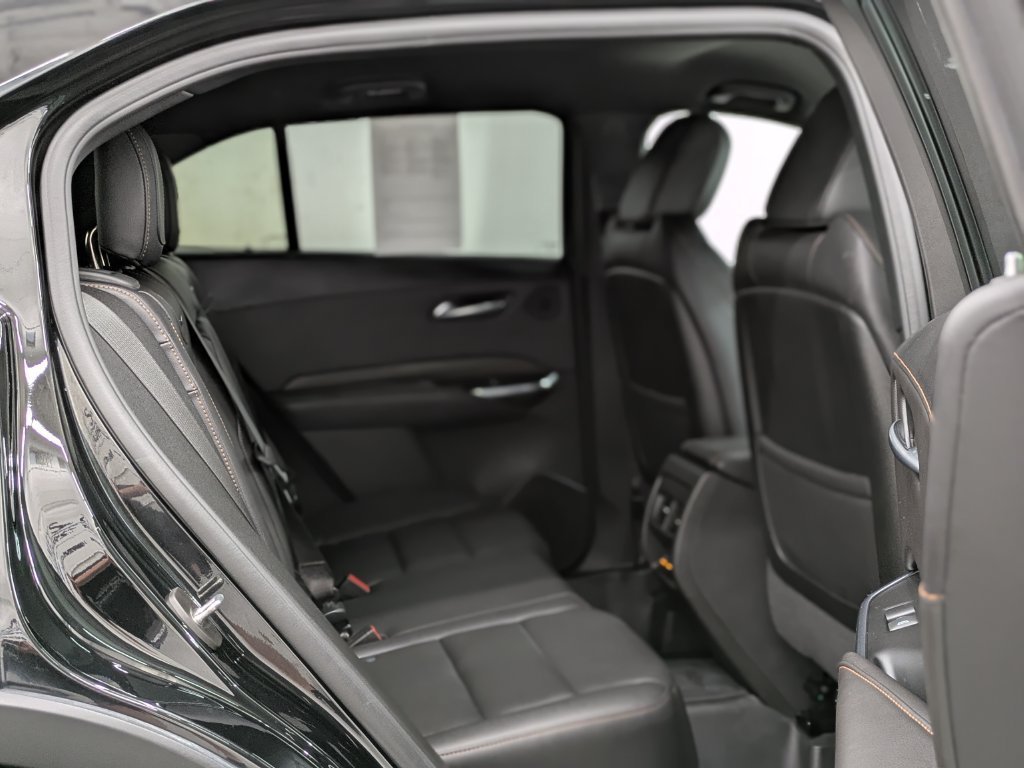 2022 Cadillac XT4 Sport - Photo 34
