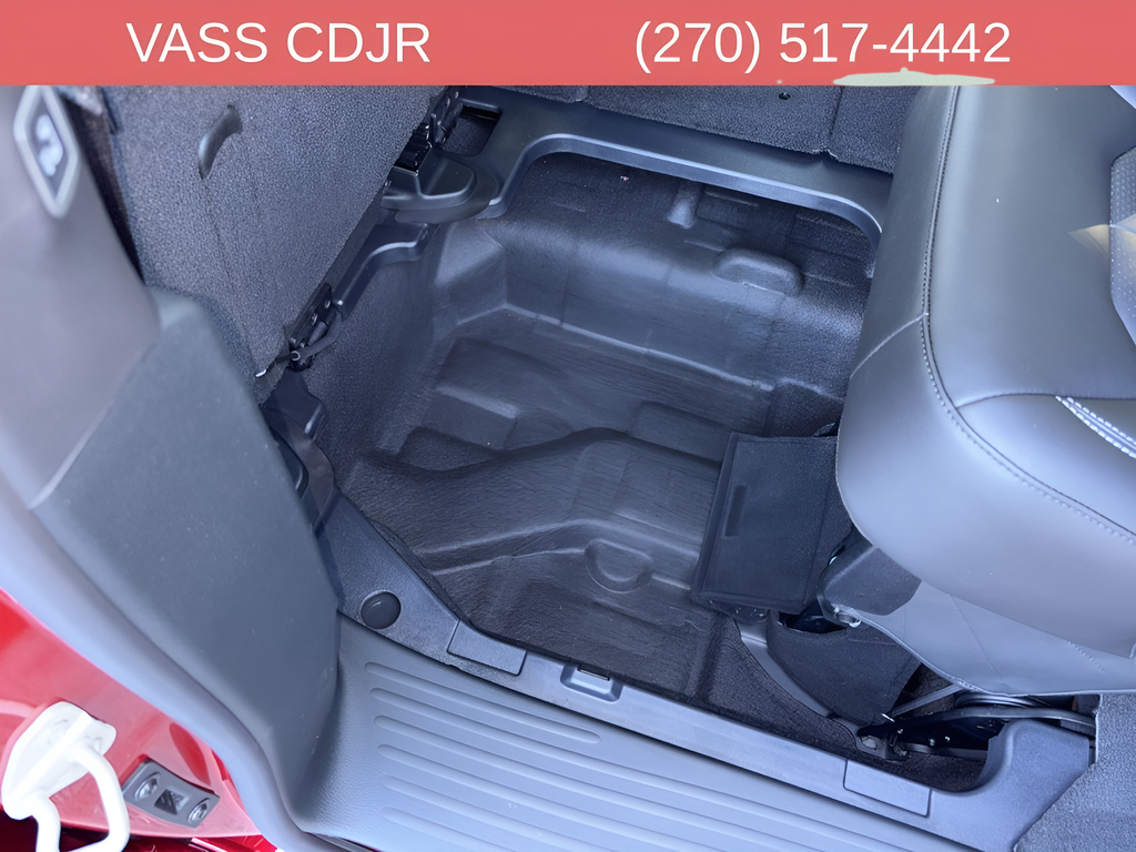 2026 Chrysler Pacifica Select - Photo 37