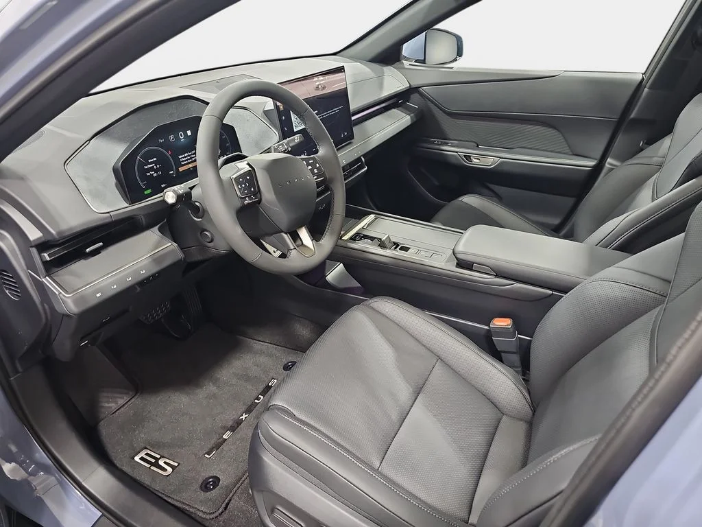 New 2026 Wavelength Lexus PREMIUM AWD image 15