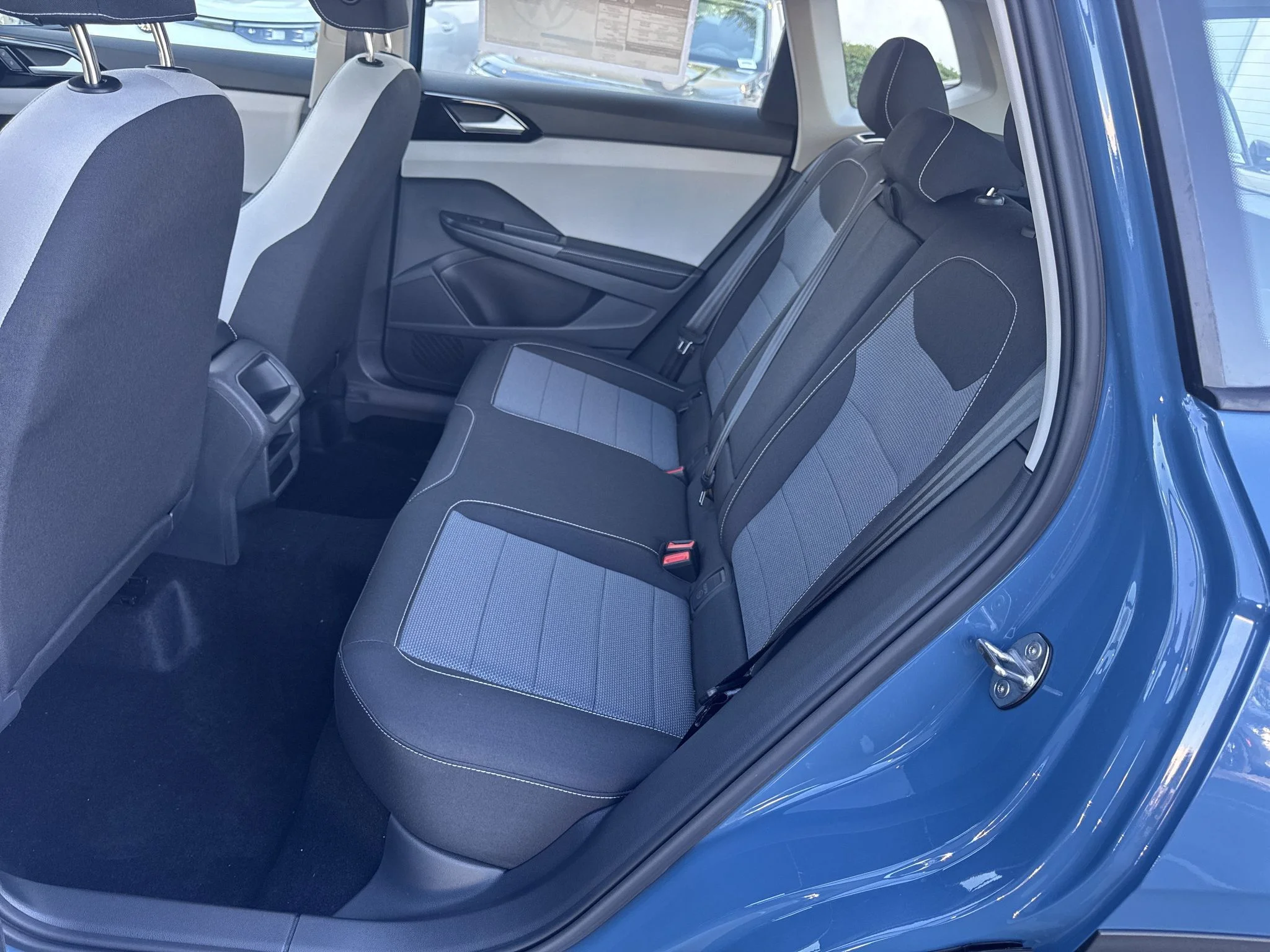 New 2027 Monterey Blue Pearl Volkswagen S image 31