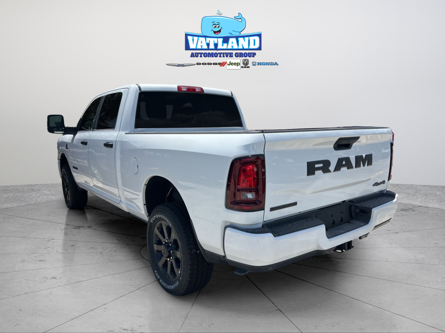 New 2026 Bright White Clear-Coat Exterior Paint RAM Big Horn image 3