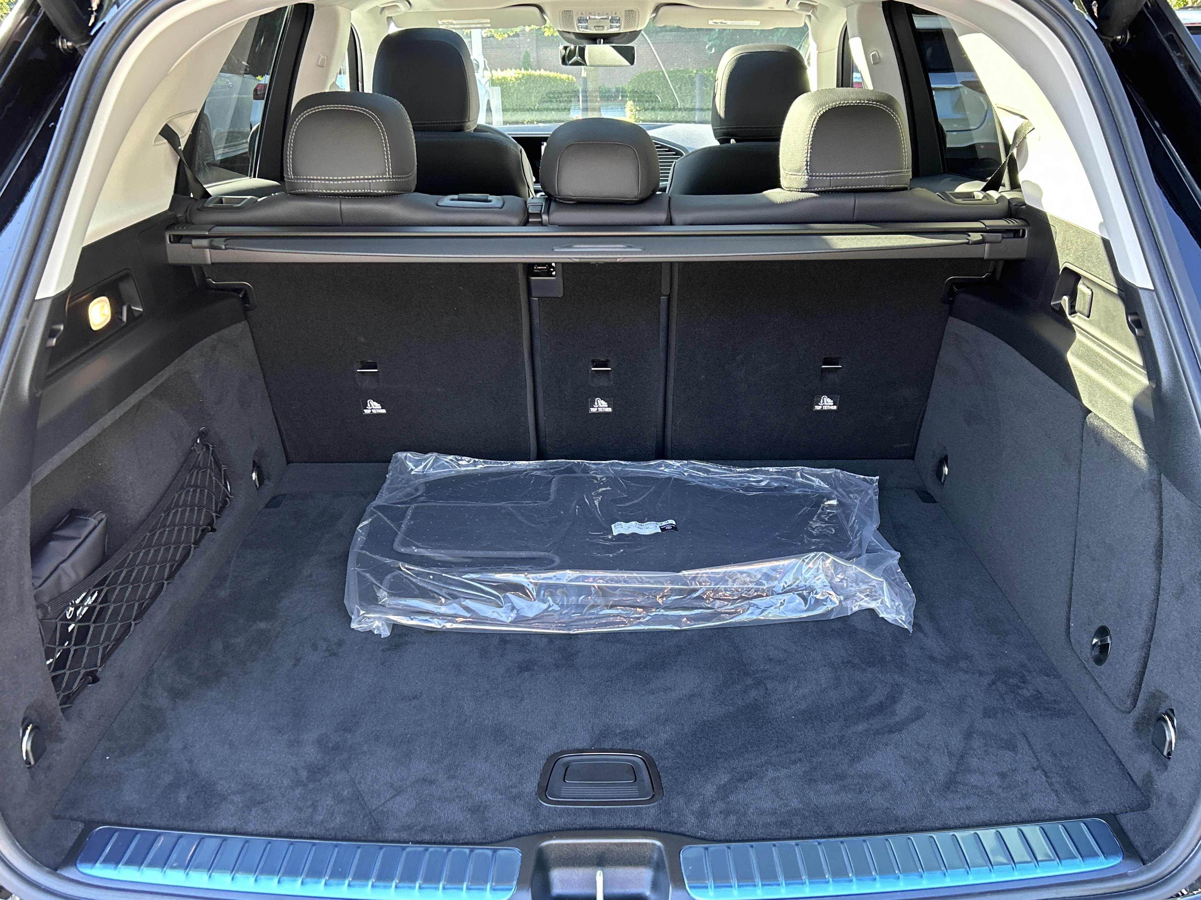 New 2026 Black Mercedes-Benz GLE 350 4MATIC® SUV image 9