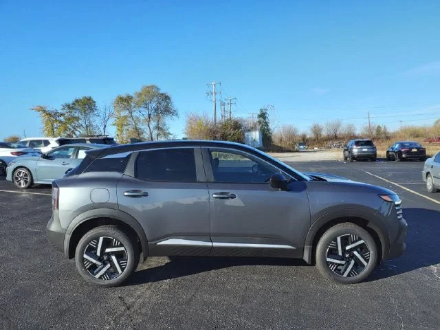 Used 2025 Gray Nissan SV image 2